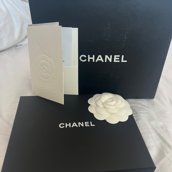 Chanel Beige Classic Small Flap Wallet - Picture 7 of 7